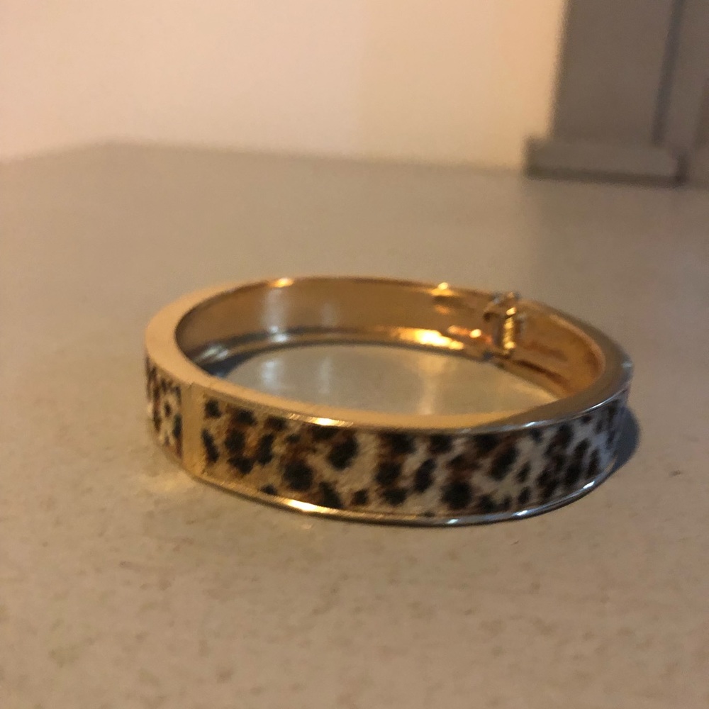Animal print bracelet